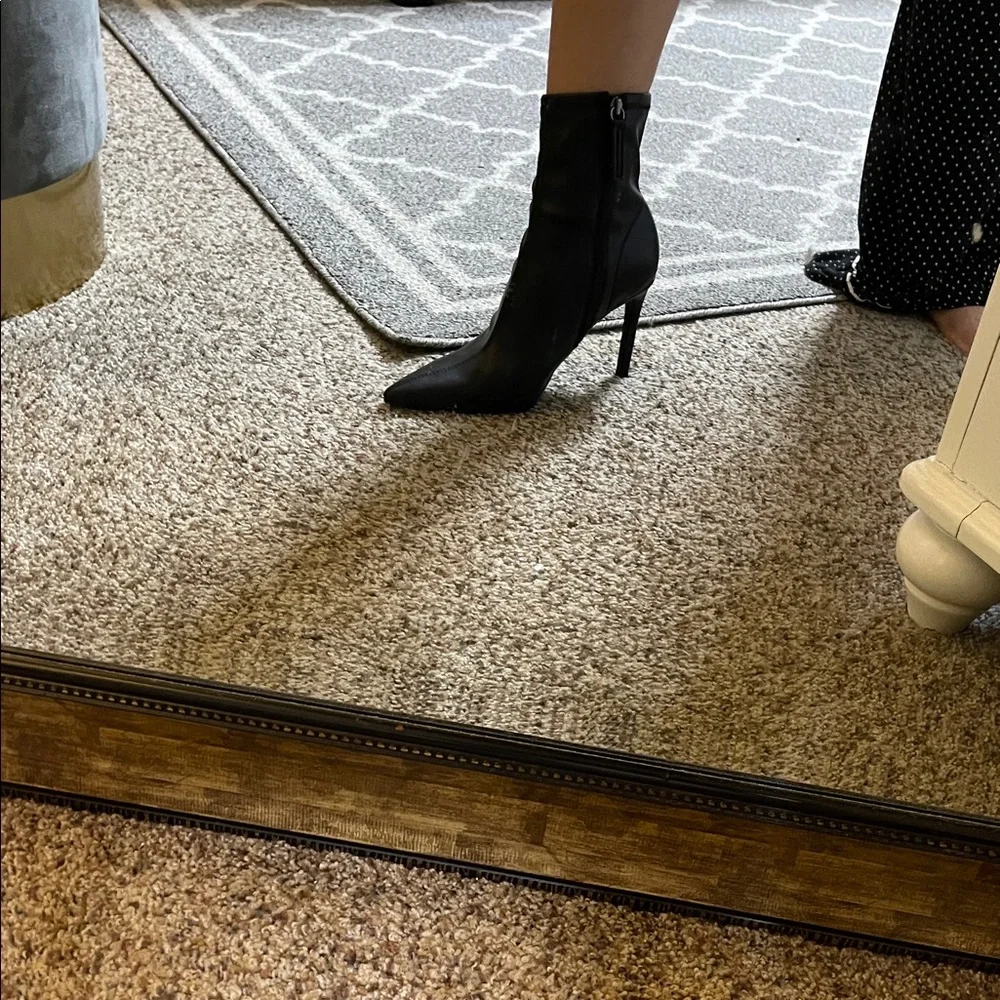Elegant Black Women's Ankle Boots - Picture 7 of 11